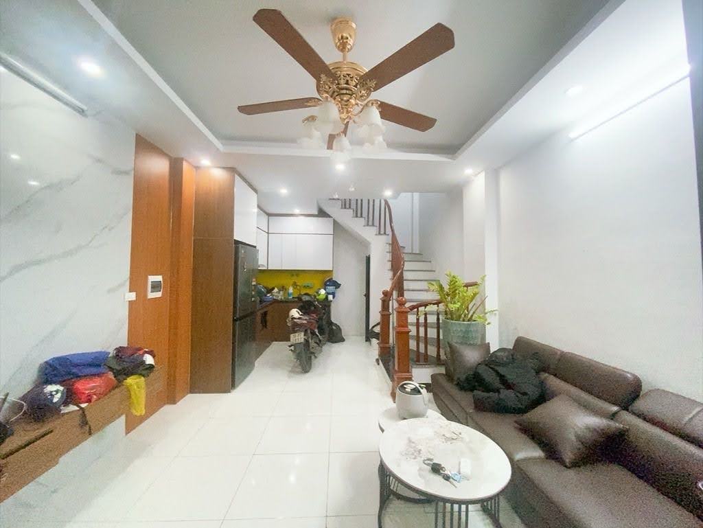 bán gấp nhà phố Trần Phú DT 31m2 x 5 tầng full nội thất, gần ô tô giá 9 tỷ